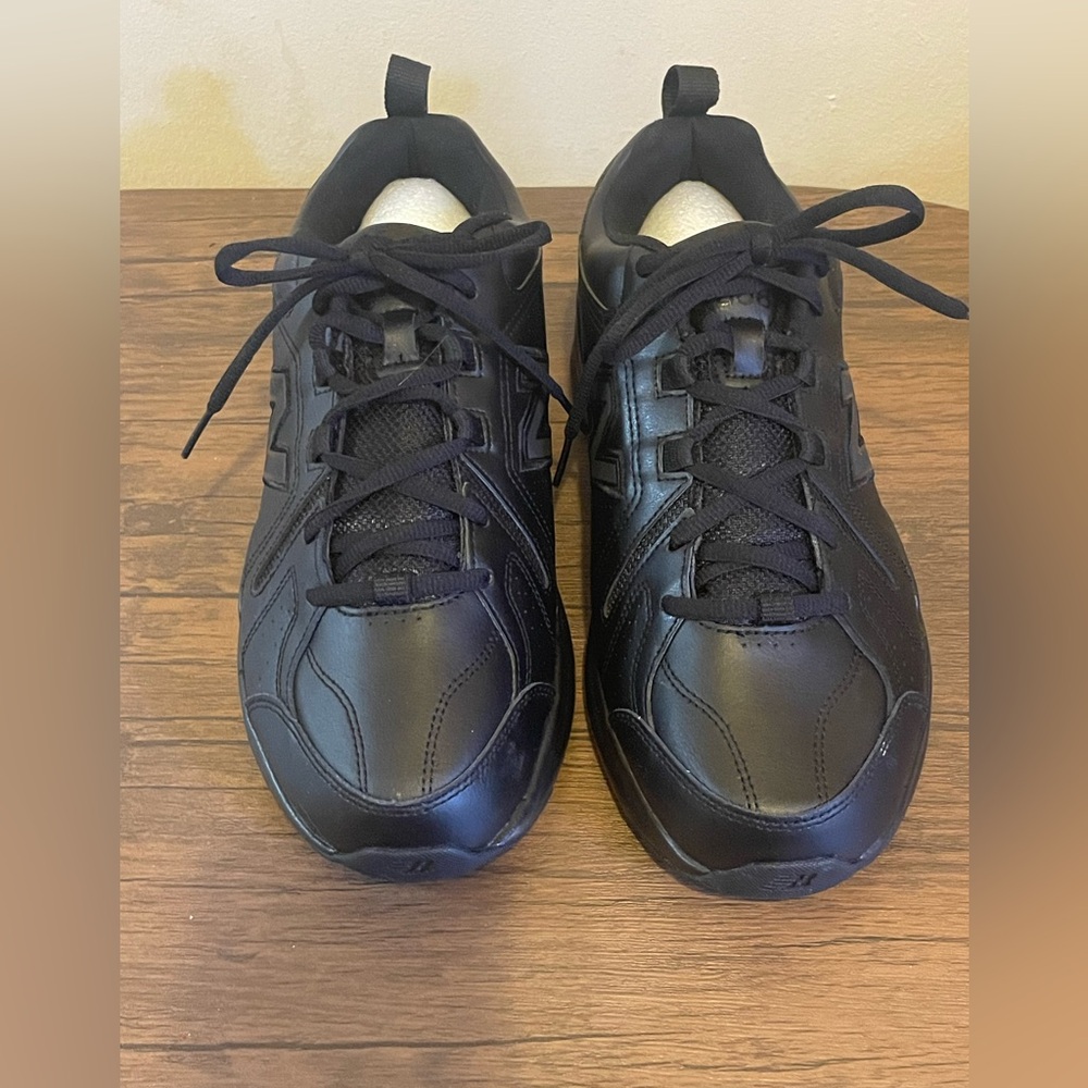 New Balance MX608V5 Slip Resistant Mens 8.5 NWOT
